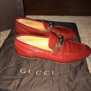 Gucci Rose bed/ V.R.V loafers